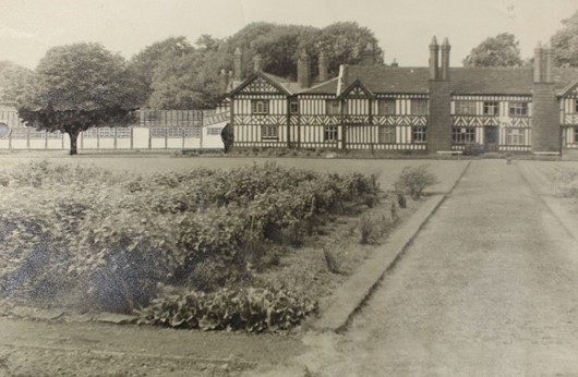 Black and white photograph depicting Worsley Old Hall, c1920’s. Bridgewater Estate Archives, Salford University Archives and Special Collections.